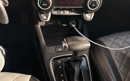 KIA Rio IV, 2018 год, 1 290 000 рублей, 15 фотография