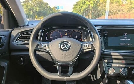 Volkswagen T-Roc I, 2021 год, 1 480 978 рублей, 16 фотография