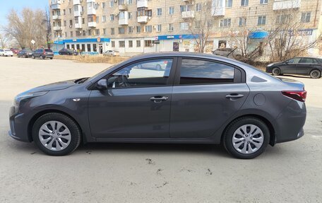 KIA Rio IV, 2021 год, 1 950 000 рублей, 6 фотография