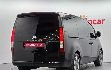 Hyundai Staria, 2025 год, 5 950 000 рублей, 3 фотография