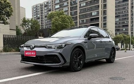 Volkswagen Golf VIII, 2023 год, 1 850 600 рублей, 1 фотография