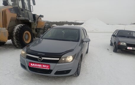 Opel Astra H, 2005 год, 400 000 рублей, 1 фотография