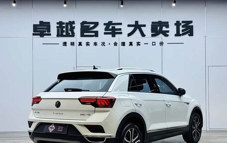 Volkswagen T-Roc I, 2021 год, 1 570 000 рублей, 7 фотография