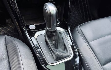 Volkswagen T-Roc I, 2021 год, 1 570 000 рублей, 16 фотография