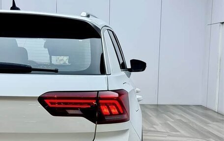 Volkswagen T-Roc I, 2021 год, 1 570 000 рублей, 25 фотография