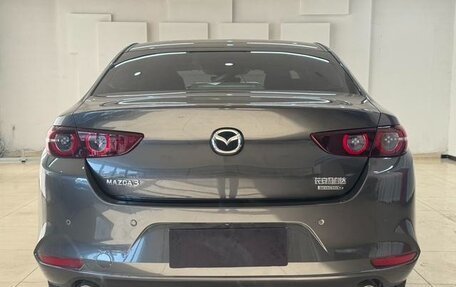 Mazda 3, 2022 год, 1 775 000 рублей, 5 фотография