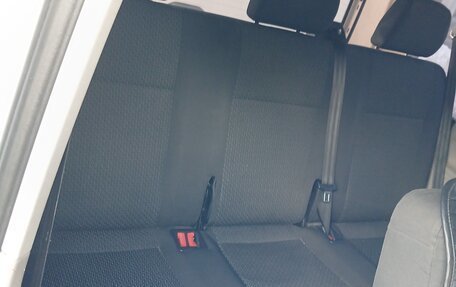 Volkswagen Caravelle T6 рестайлинг, 2016 год, 2 049 000 рублей, 8 фотография