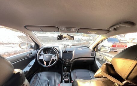 Hyundai Solaris II рестайлинг, 2016 год, 900 000 рублей, 6 фотография