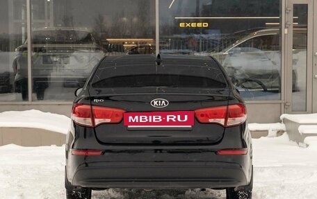 KIA Rio III рестайлинг, 2017 год, 1 000 000 рублей, 6 фотография