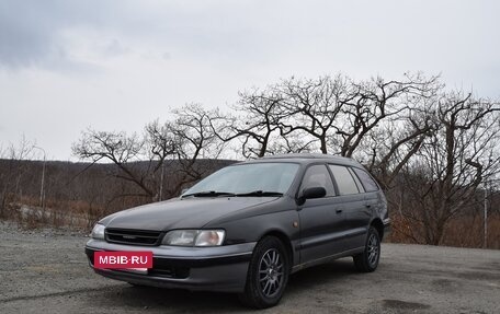 Toyota Caldina, 1995 год, 400 000 рублей, 2 фотография