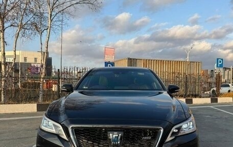 Toyota Crown, 2018 год, 3 990 000 рублей, 1 фотография