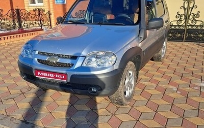 Chevrolet Niva I рестайлинг, 2018 год, 900 000 рублей, 1 фотография