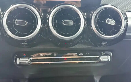 Mercedes-Benz GLB, 2023 год, 2 656 000 рублей, 14 фотография