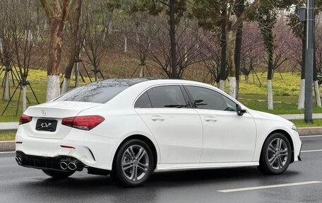 Mercedes-Benz A-Класс, 2021 год, 1 500 000 рублей, 4 фотография