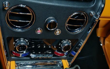 Rolls-Royce Cullinan, 2022 год, 32 000 000 рублей, 8 фотография