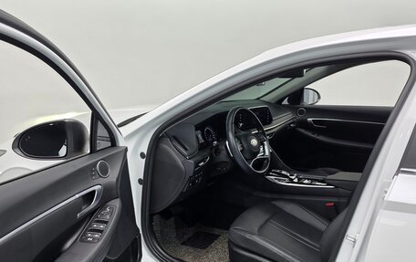 Hyundai Sonata VIII, 2023 год, 2 050 000 рублей, 11 фотография