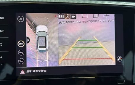 Volkswagen Touran III, 2023 год, 2 238 000 рублей, 13 фотография