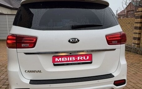 KIA Carnival III, 2020 год, 3 250 000 рублей, 5 фотография