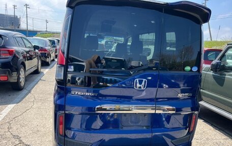 Honda Stepwgn IV, 2016 год, 2 025 000 рублей, 6 фотография