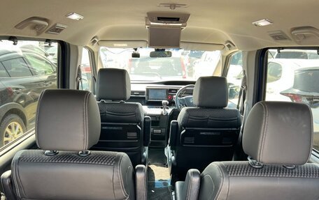 Honda Stepwgn IV, 2016 год, 2 025 000 рублей, 10 фотография