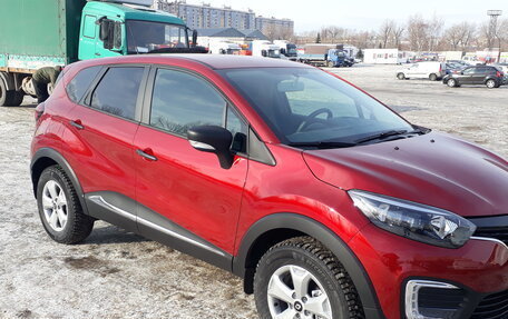 Renault Kaptur I рестайлинг, 2019 год, 1 450 000 рублей, 3 фотография