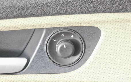 Chevrolet Monza, 2021 год, 1 699 000 рублей, 24 фотография