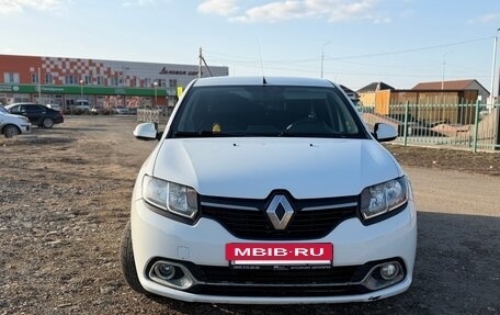 Renault Logan II, 2016 год, 600 000 рублей, 6 фотография