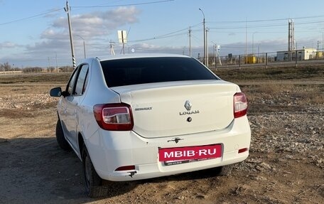 Renault Logan II, 2016 год, 600 000 рублей, 2 фотография