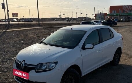 Renault Logan II, 2016 год, 600 000 рублей, 3 фотография