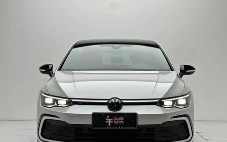 Volkswagen Golf VIII, 2021 год, 1 700 000 рублей, 2 фотография