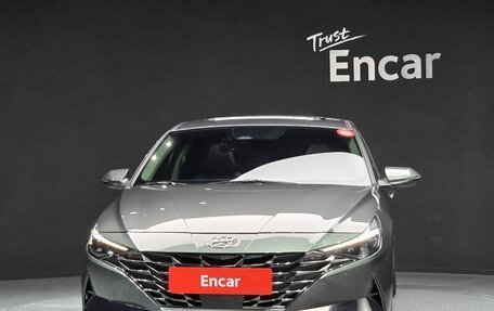 Hyundai Avante, 2022 год, 1 790 000 рублей, 2 фотография