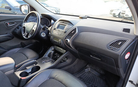 Hyundai ix35 I рестайлинг, 2015 год, 1 410 000 рублей, 13 фотография