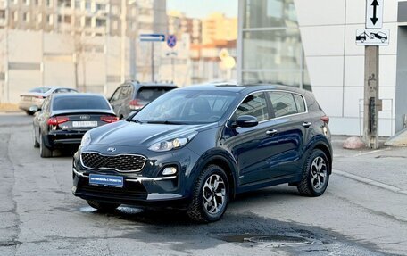 KIA Sportage IV рестайлинг, 2020 год, 2 700 000 рублей, 1 фотография