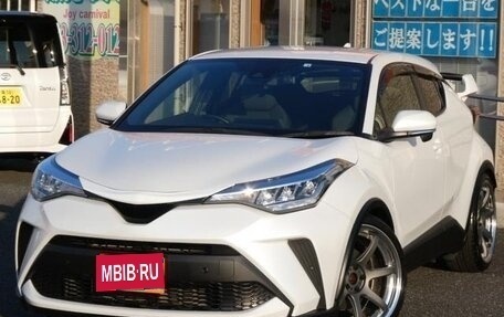 Toyota C-HR I рестайлинг, 2022 год, 1 360 325 рублей, 1 фотография