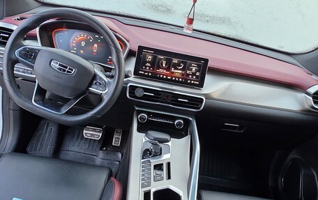 Geely Coolray I, 2022 год, 1 850 000 рублей, 8 фотография