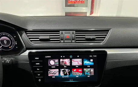 Skoda Superb III рестайлинг, 2025 год, 2 400 077 рублей, 13 фотография