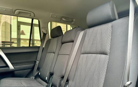 Toyota Land Cruiser Prado 150 рестайлинг 2, 2018 год, 4 815 000 рублей, 4 фотография