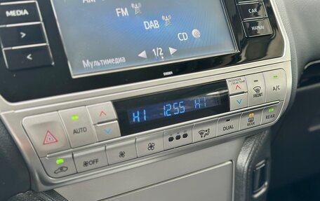 Toyota Land Cruiser Prado 150 рестайлинг 2, 2018 год, 4 815 000 рублей, 11 фотография