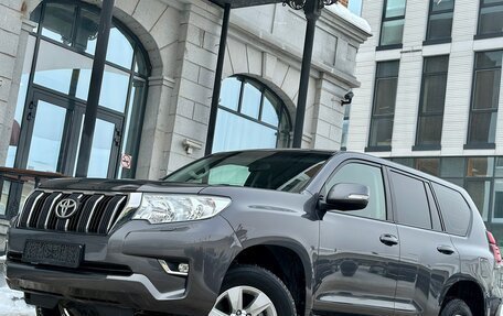 Toyota Land Cruiser Prado 150 рестайлинг 2, 2018 год, 4 815 000 рублей, 9 фотография