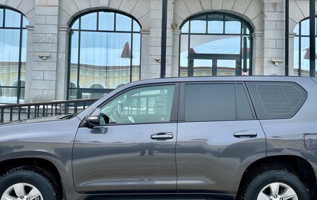 Toyota Land Cruiser Prado 150 рестайлинг 2, 2018 год, 4 815 000 рублей, 10 фотография