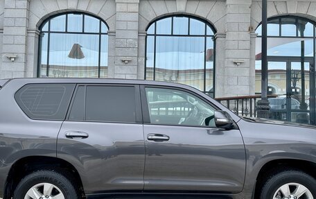 Toyota Land Cruiser Prado 150 рестайлинг 2, 2018 год, 4 815 000 рублей, 26 фотография