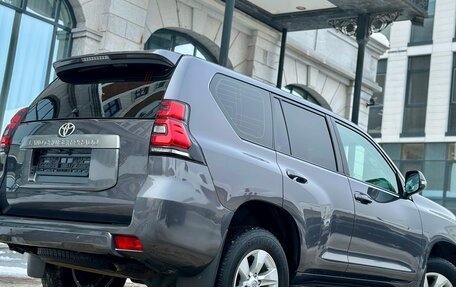 Toyota Land Cruiser Prado 150 рестайлинг 2, 2018 год, 4 815 000 рублей, 23 фотография