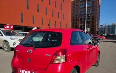 Toyota Yaris III рестайлинг, 2007 год, 310 000 рублей, 5 фотография