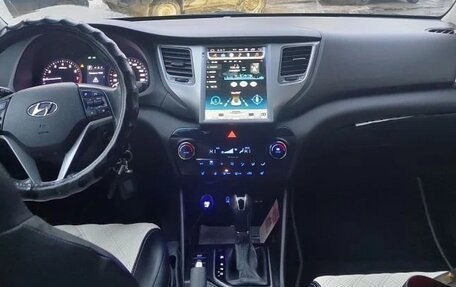 Hyundai Tucson III, 2016 год, 1 850 000 рублей, 13 фотография