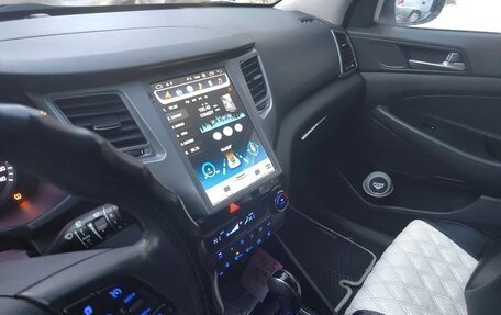 Hyundai Tucson III, 2016 год, 1 850 000 рублей, 14 фотография