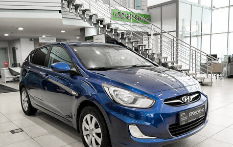 Hyundai Solaris II рестайлинг, 2012 год, 855 000 рублей, 3 фотография