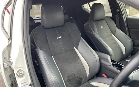 Toyota C-HR I рестайлинг, 2021 год, 1 230 325 рублей, 19 фотография