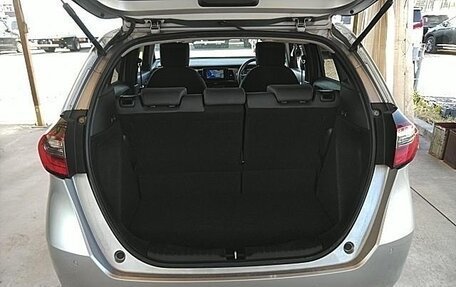 Honda Fit, 2022 год, 1 100 000 рублей, 8 фотография