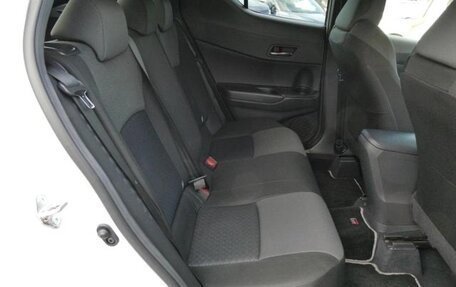 Toyota C-HR I рестайлинг, 2022 год, 1 360 325 рублей, 20 фотография