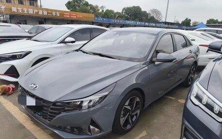 Hyundai Elantra, 2022 год, 1 390 000 рублей, 2 фотография